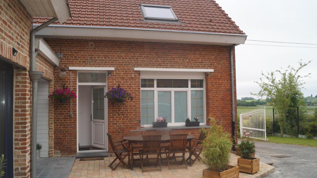 Sur La Route Des Monts Apartment Bailleul  Exterior photo